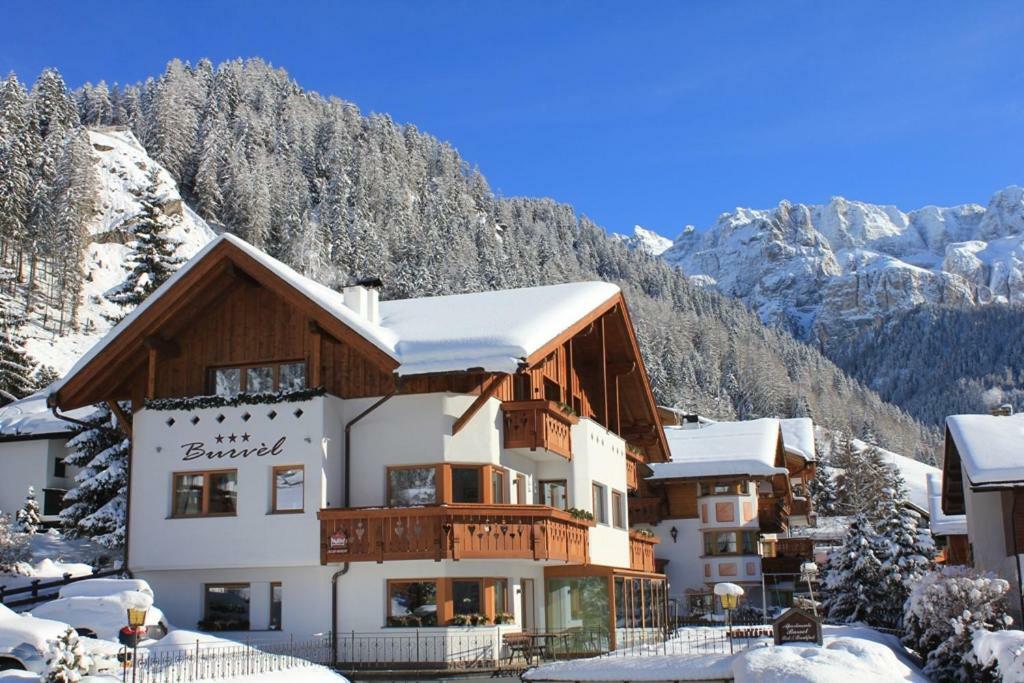 Apartments Burvel Wolkenstein in Gröden Exterior foto